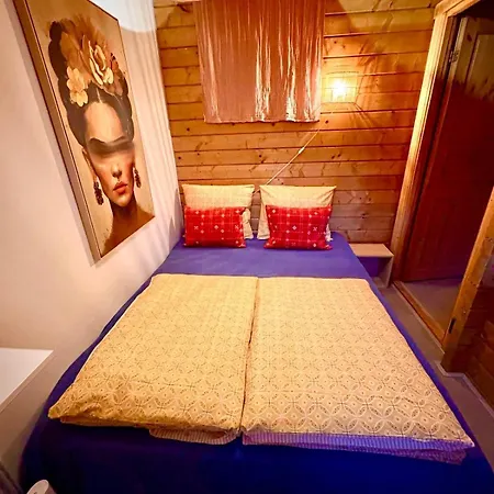 Bohemian Style House With Private Jacuzzi And Sauna And Free Parking Near Amsterdam And Airport Vijfhuizen