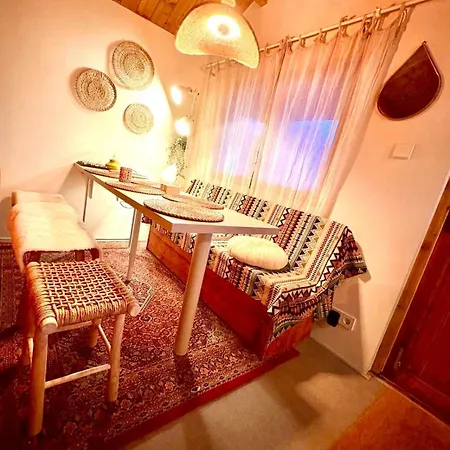 Сasa de vacaciones Bohemian Style House With Private Jacuzzi And Sauna And Free Parking Near Amsterdam And Airport *