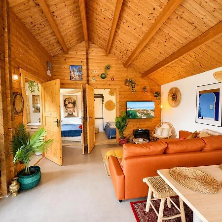 Bohemian Style House With Private Jacuzzi&sauna&free Parking Near Amsterdam&airport Vijfhuizen